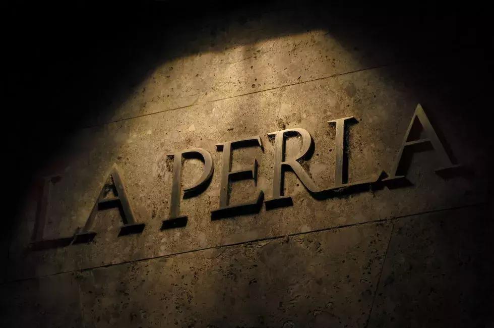 明星精致起来好吓人，花100万美金买床，20台加湿器放卧室