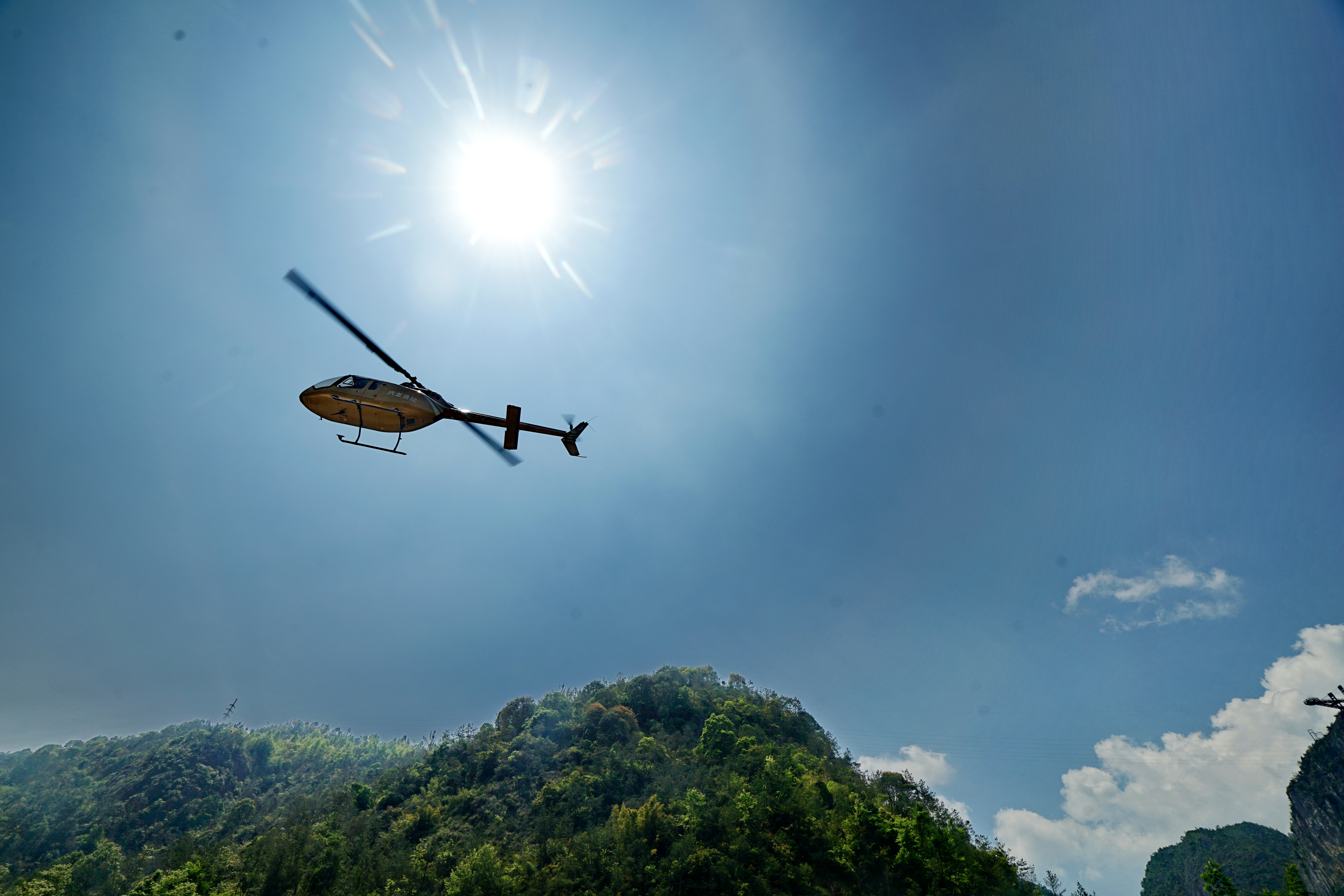 暑假凉快不晒的旅游地方,暑假避暑胜地最佳地方