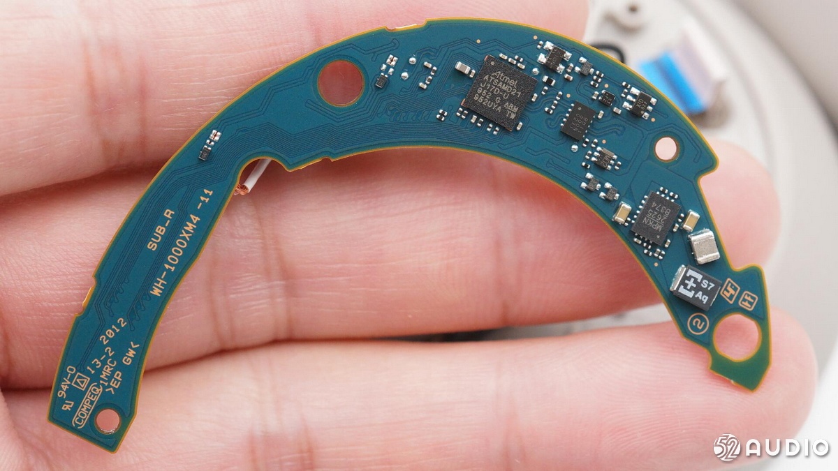 索尼耳机wh1000xm4拆卸视频,索尼wh-1000xm4全球购