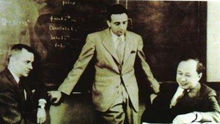 华罗庚和杨振宁谁比较厉害,杨振宁排名全球物理学家第几