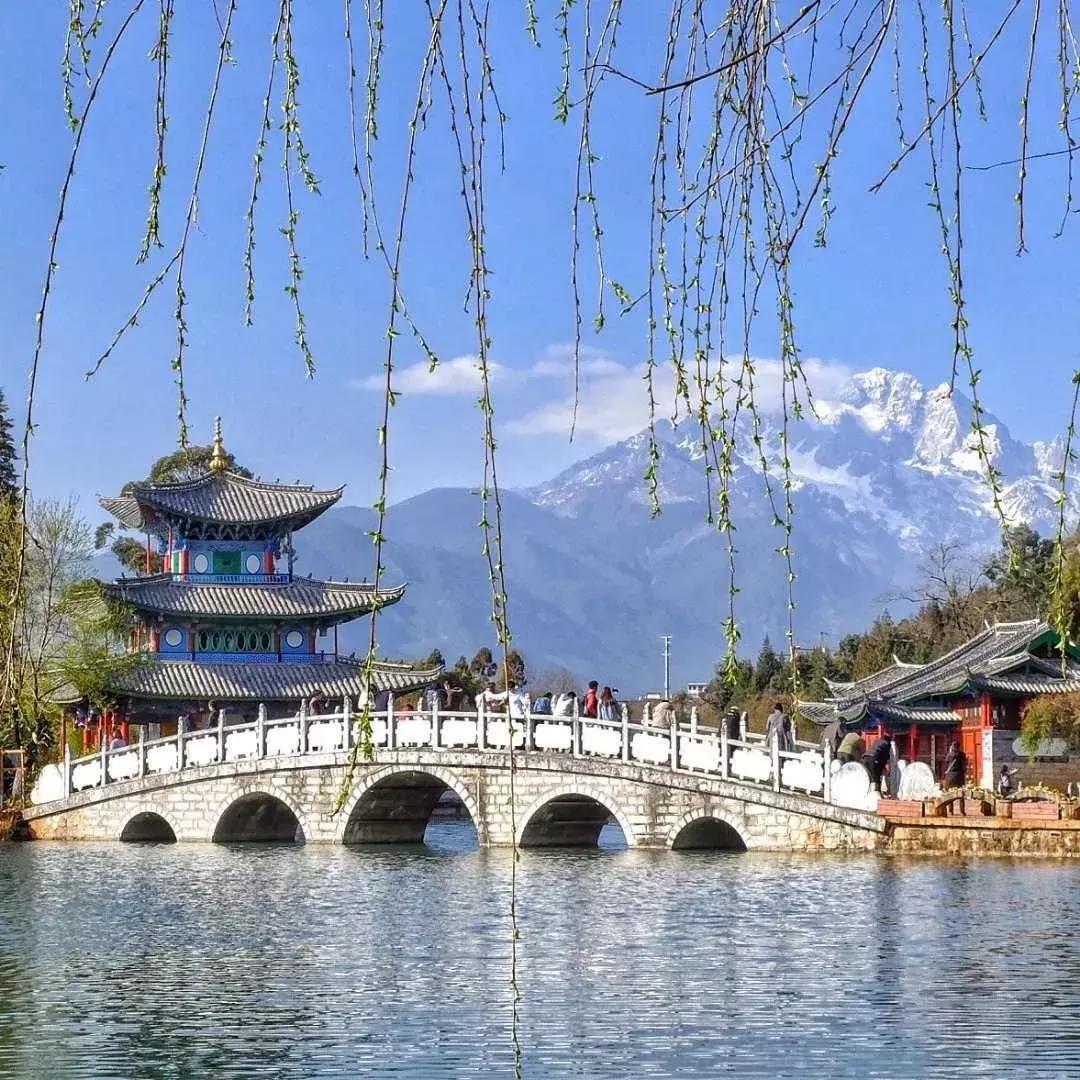 三月去丽江穿什么衣服,三月我们一起去踏青