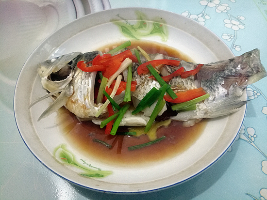 蒸鱼怎么蒸去腥又好吃,蒸鱼的正确方法不用油