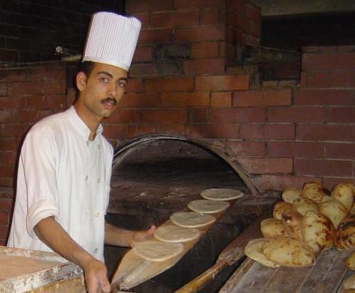 迪拜不大为什么有这么多石油,迪拜特产骆驼奶巧克力