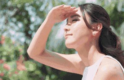 全身喷一喷，边防晒边养肤！夏天过完依然白嫩透亮