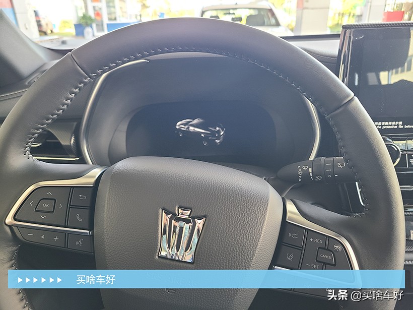 丰田皇冠陆放和新款汉兰达,丰田皇冠陆放比汉兰达高级