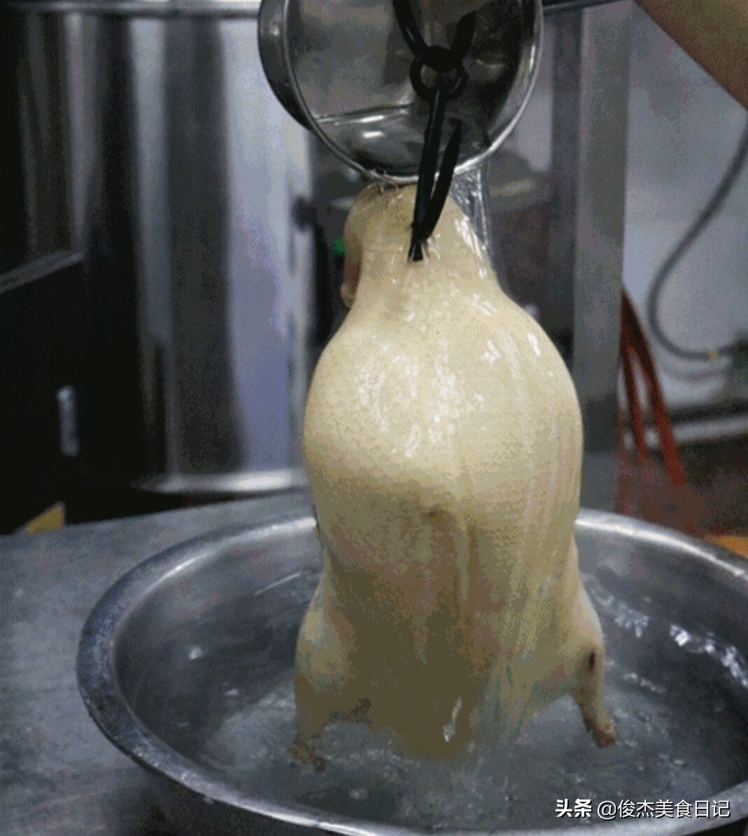 正宗北京挂炉果木烤鸭技术,北京烤鸭挂炉烤法