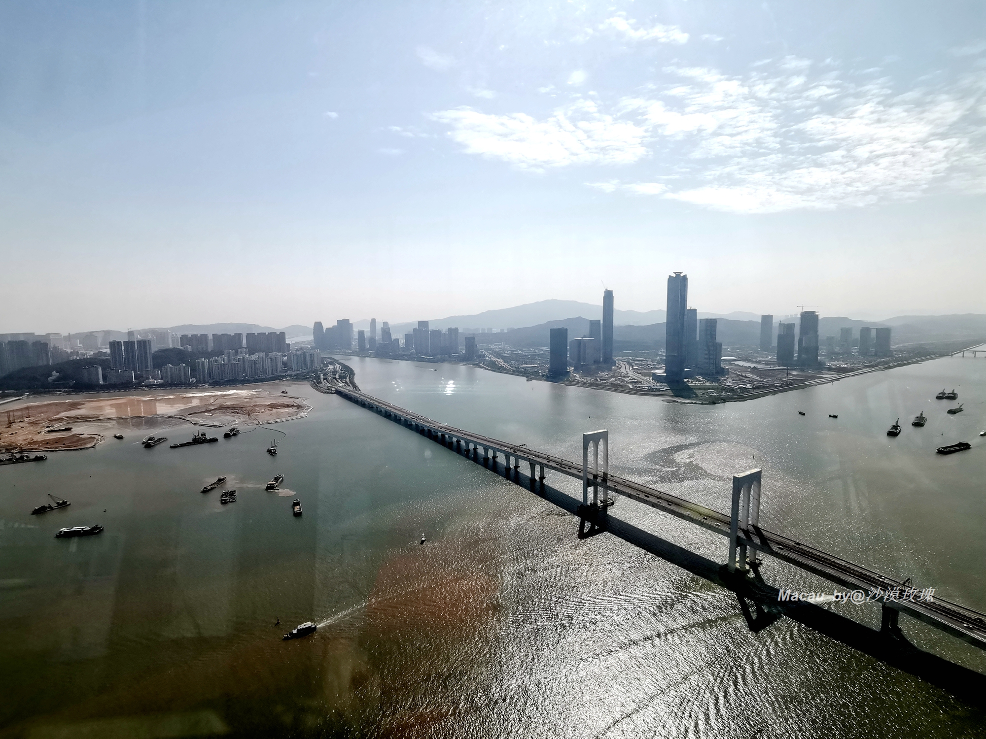 从3米高空跳到水里,世界最高蹦极澳门塔挑战成功