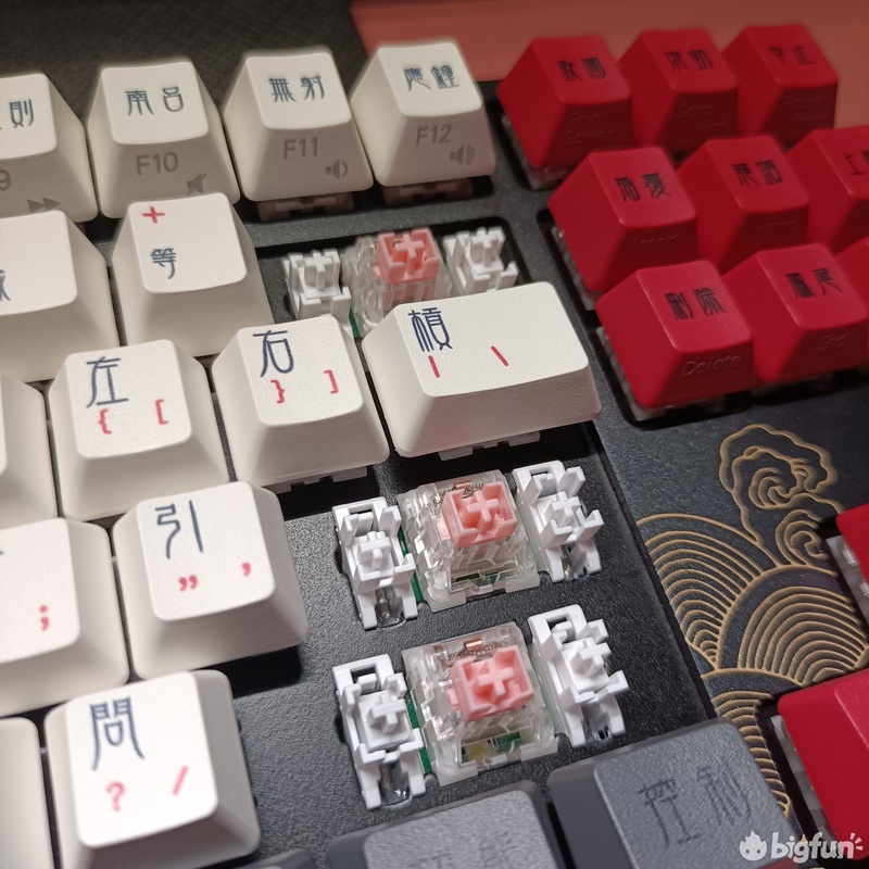 阿米洛静电容鸳鸯键盘评测,阿米洛静电容v2键盘测评
