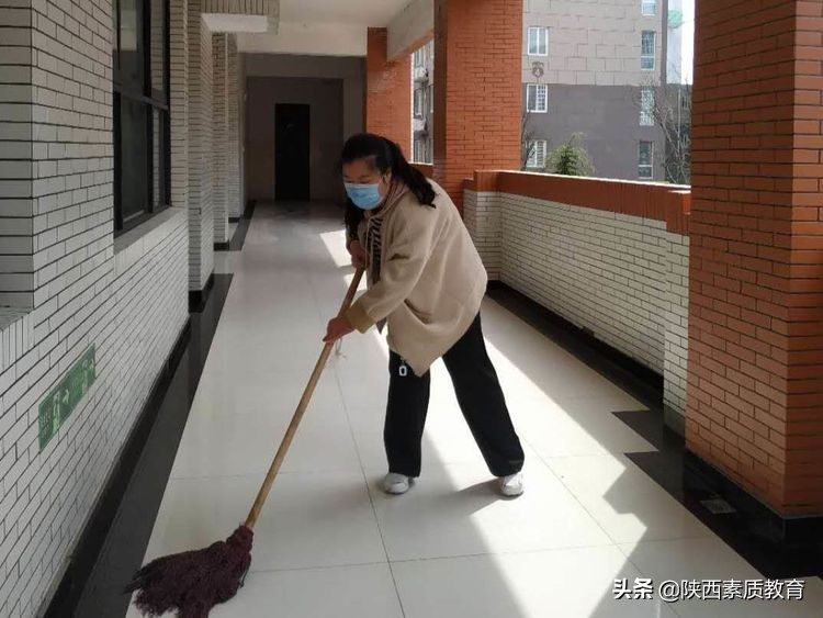 春暖花开喜迎开学,春暖花开之时迎接开学季