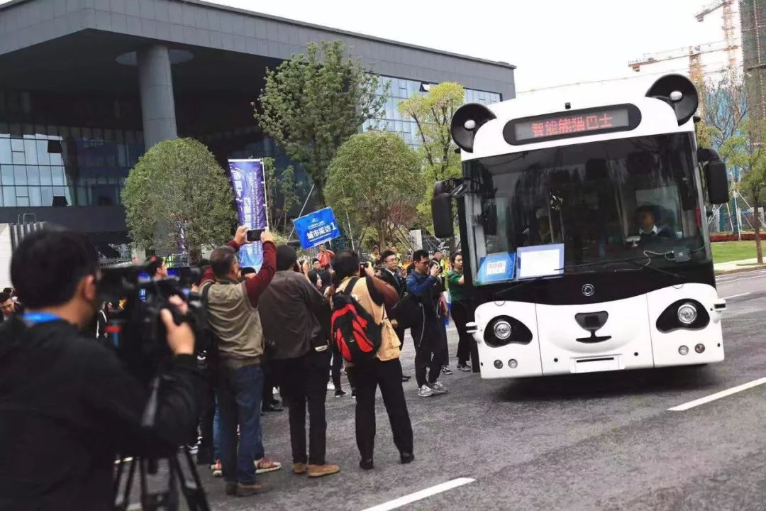 武汉开发区再次丢出“王炸”连外国人都惊呼“sonice”