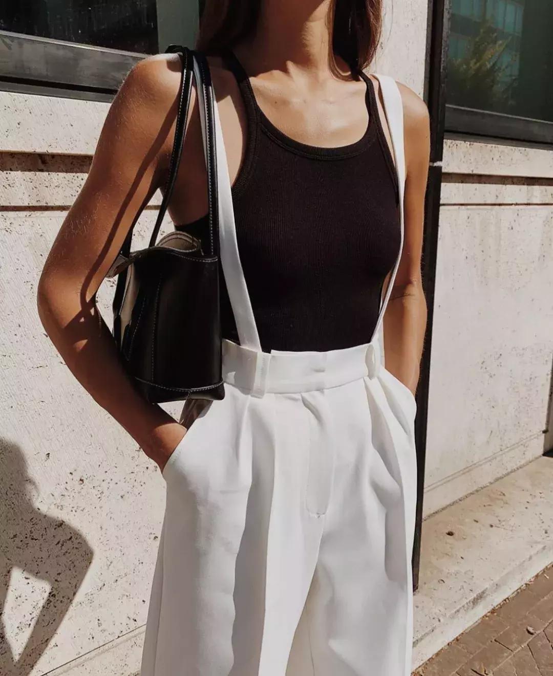 不建议买的10种衣服,哪些衣服应该买哪些不应该买