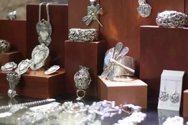 巴厘岛旅游买什么手信,巴厘岛伴手礼购买攻略