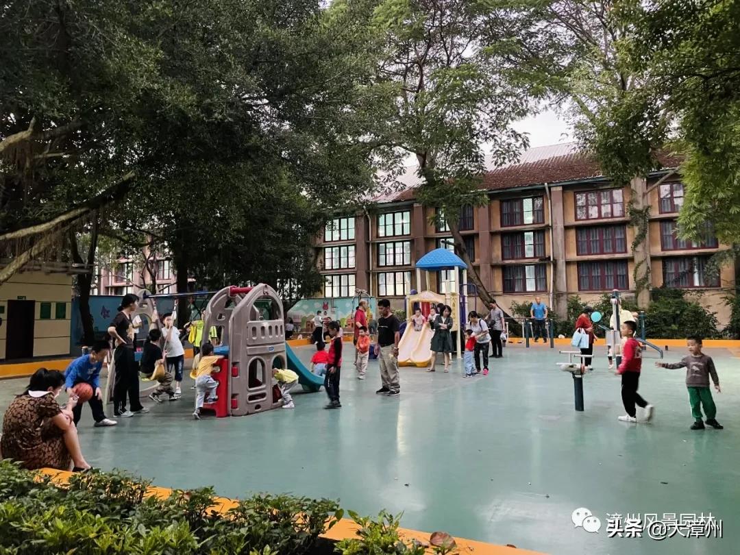 市区这8大公园“魔幻”变身！增添了游乐区、沙坑、足球场、彩绘墙....