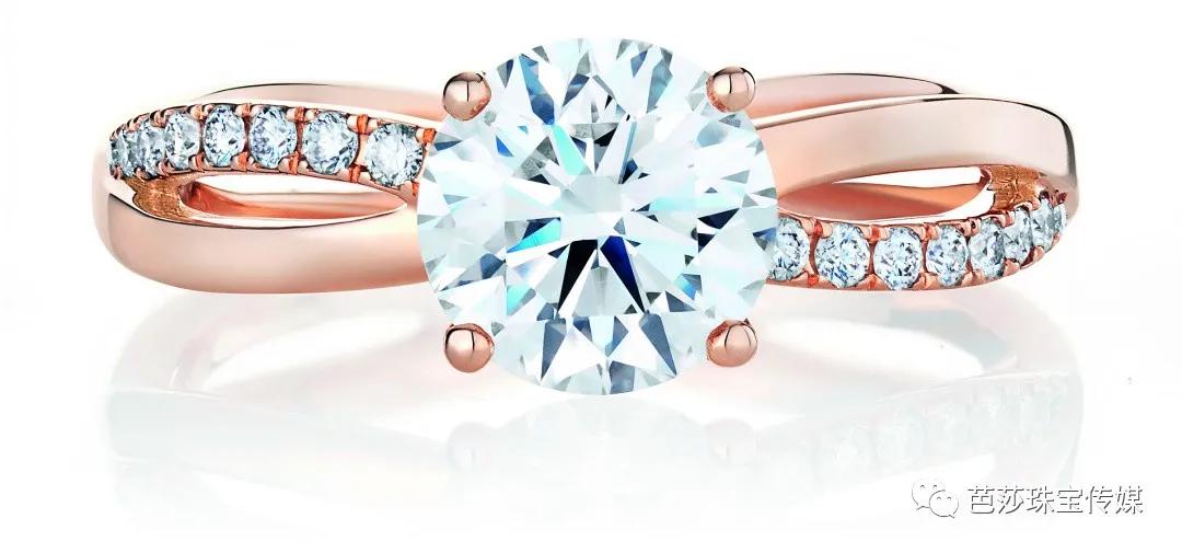 准新娘们别发愁啦！芭珠姐教你用最合适的钻石见证最难忘的婚礼