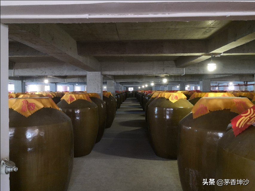 茅台酒的香味是什么香,茅台酒喝在嘴里有什么味道