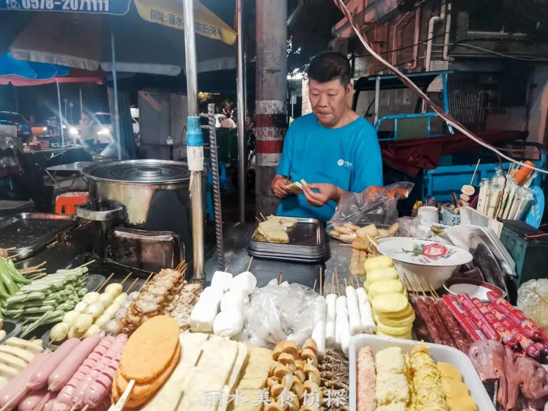 （第三期）这个丽水团队，花了1个月拍下了100家街头美食小推车