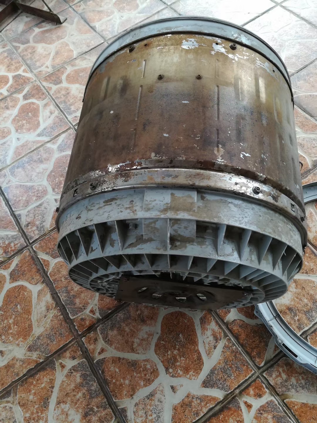 洗衣机有必要找人清洗吗,用了十年的洗衣机清洗