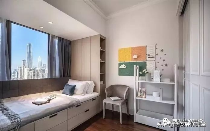 屋里有个柱子怎么装修,屋子里有柱子怎么装修