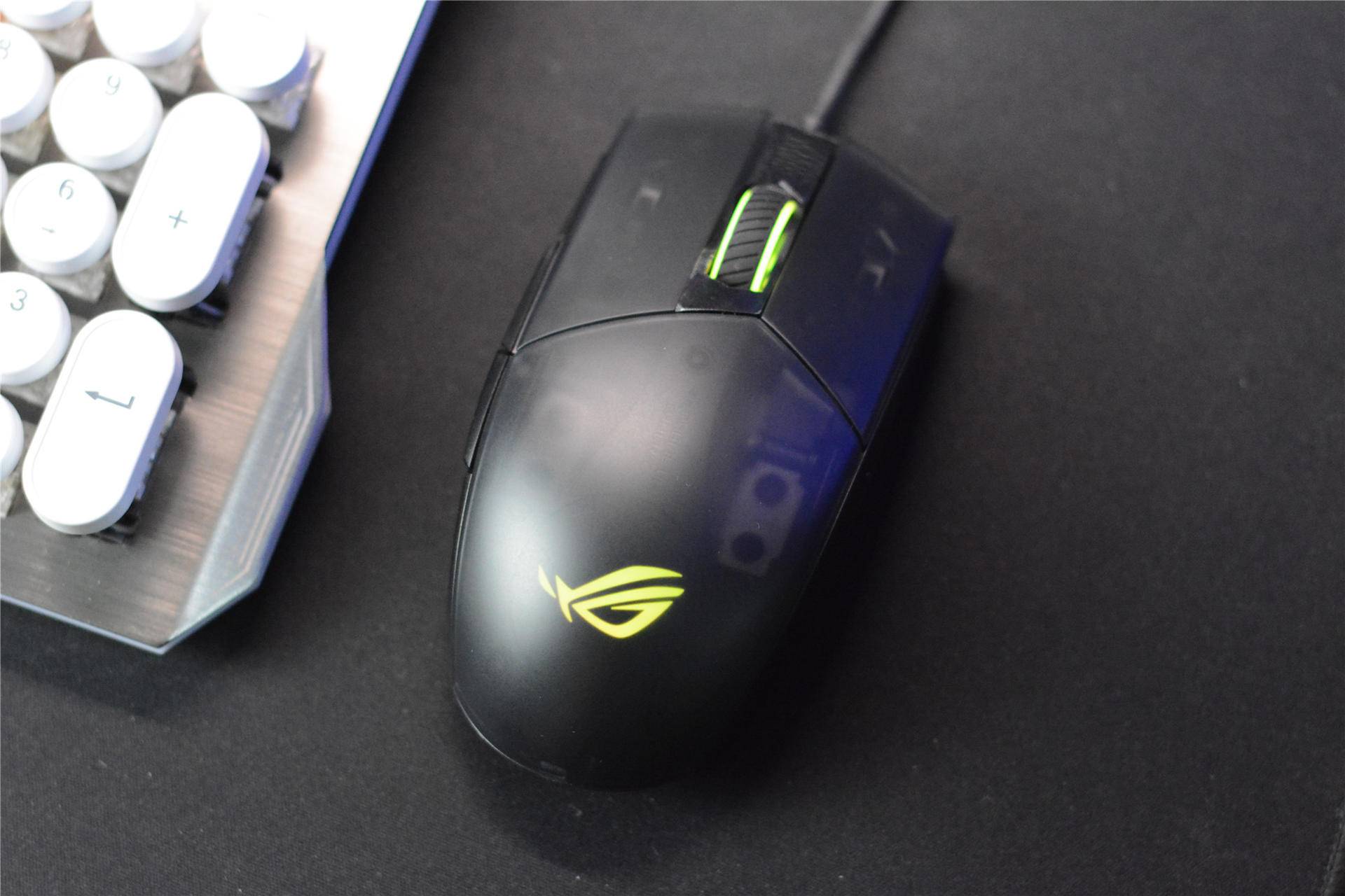 rog影刃2有线鼠标值不值得买,rog影刃2无线鼠标测评