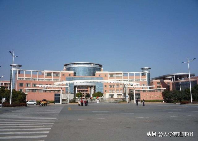 射阳高中和盐城中学哪个好,盐城射阳中学一本率