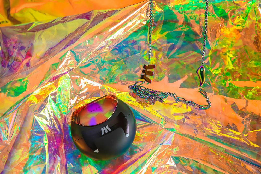 耳机也能入驻潮流圈?ROttKRON乐旷多晶锆宝石耳饰耳机来袭