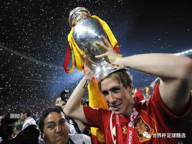 西班牙锋霸托雷斯现状,西班牙托雷斯退役