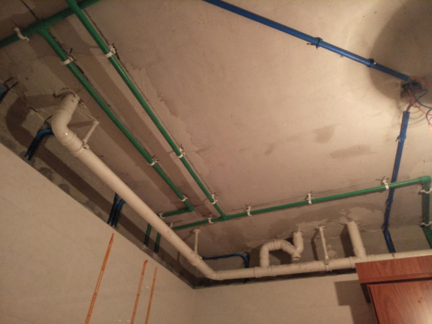 120平高层房子3室两厅装修,简装修无吊顶房子三室两厅120平