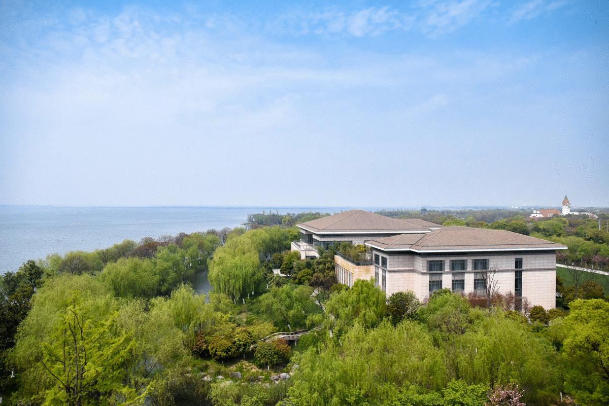 国际顶级五星“费尔蒙”，中国第一家落户阳澄湖大闸蟹故乡