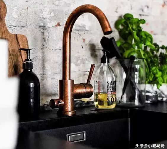 可以在家自己制作的清洁剂,自制清洁剂只需几毛钱