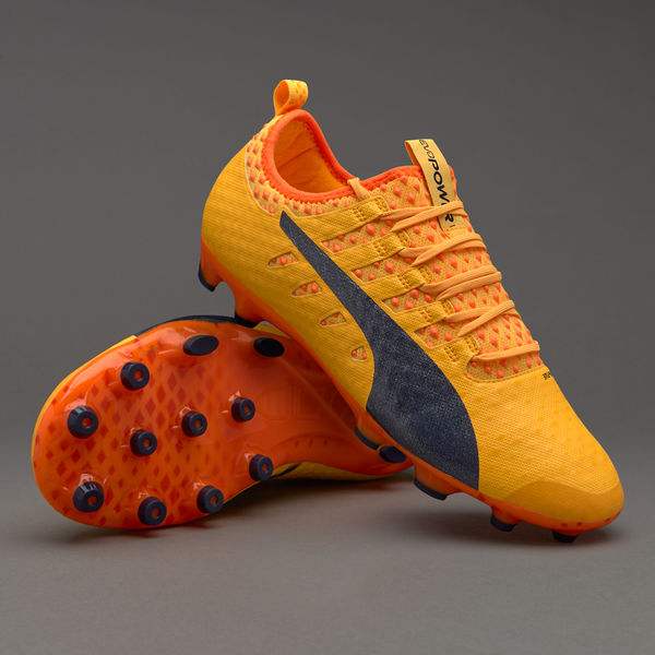 顶配版球鞋,顶配足球鞋容易坏吗