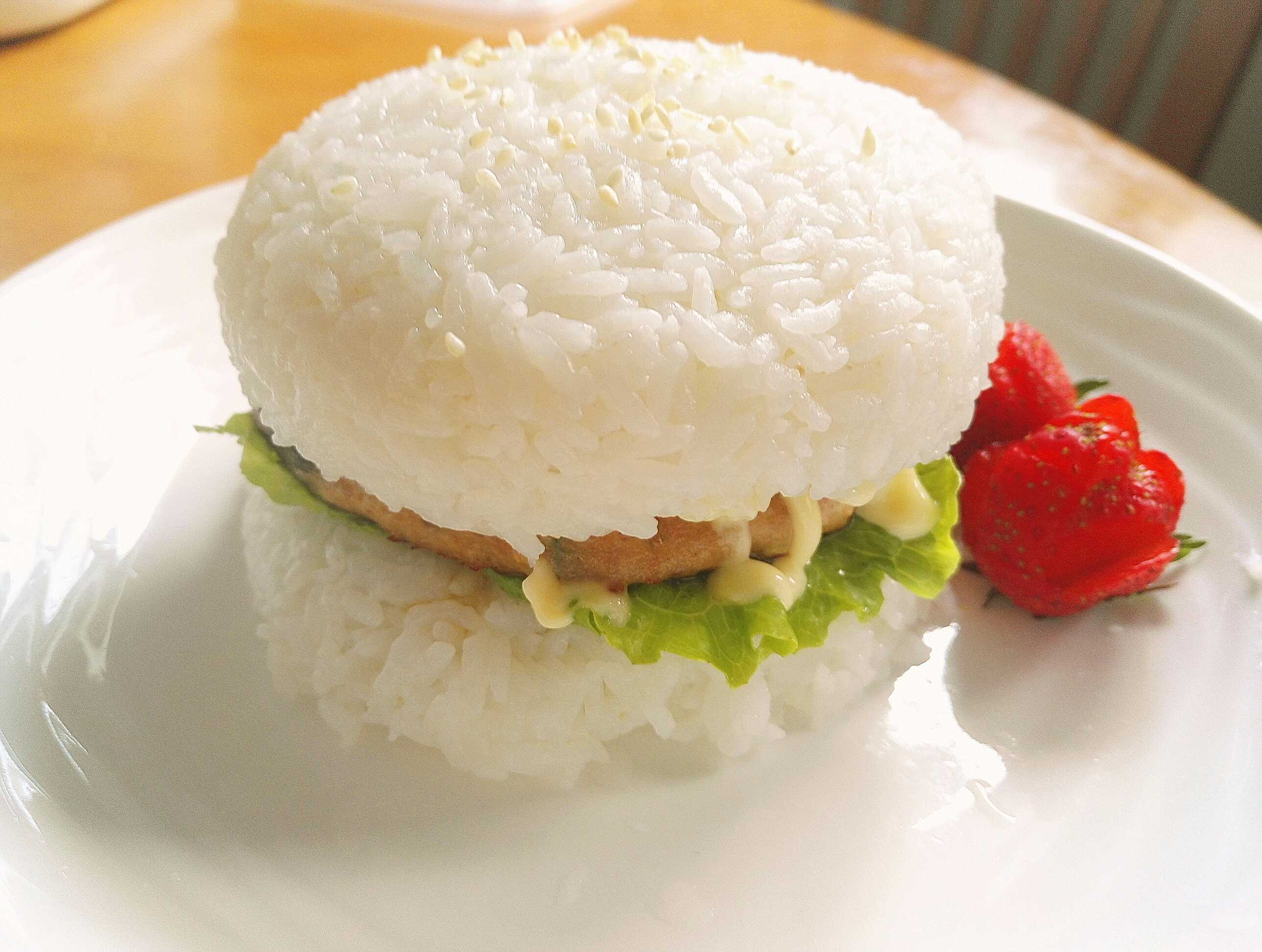 做汉堡的方法简单又好吃,做汉堡超级简单的方法