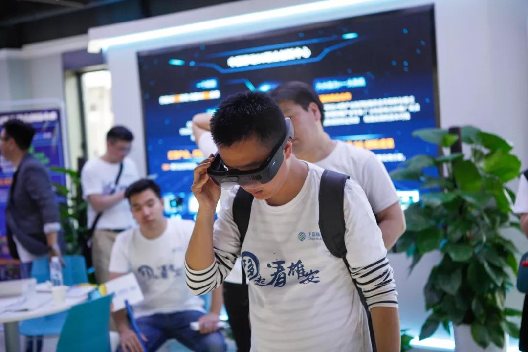 实测5g有多快,近距离体验100米九秒五八的速度