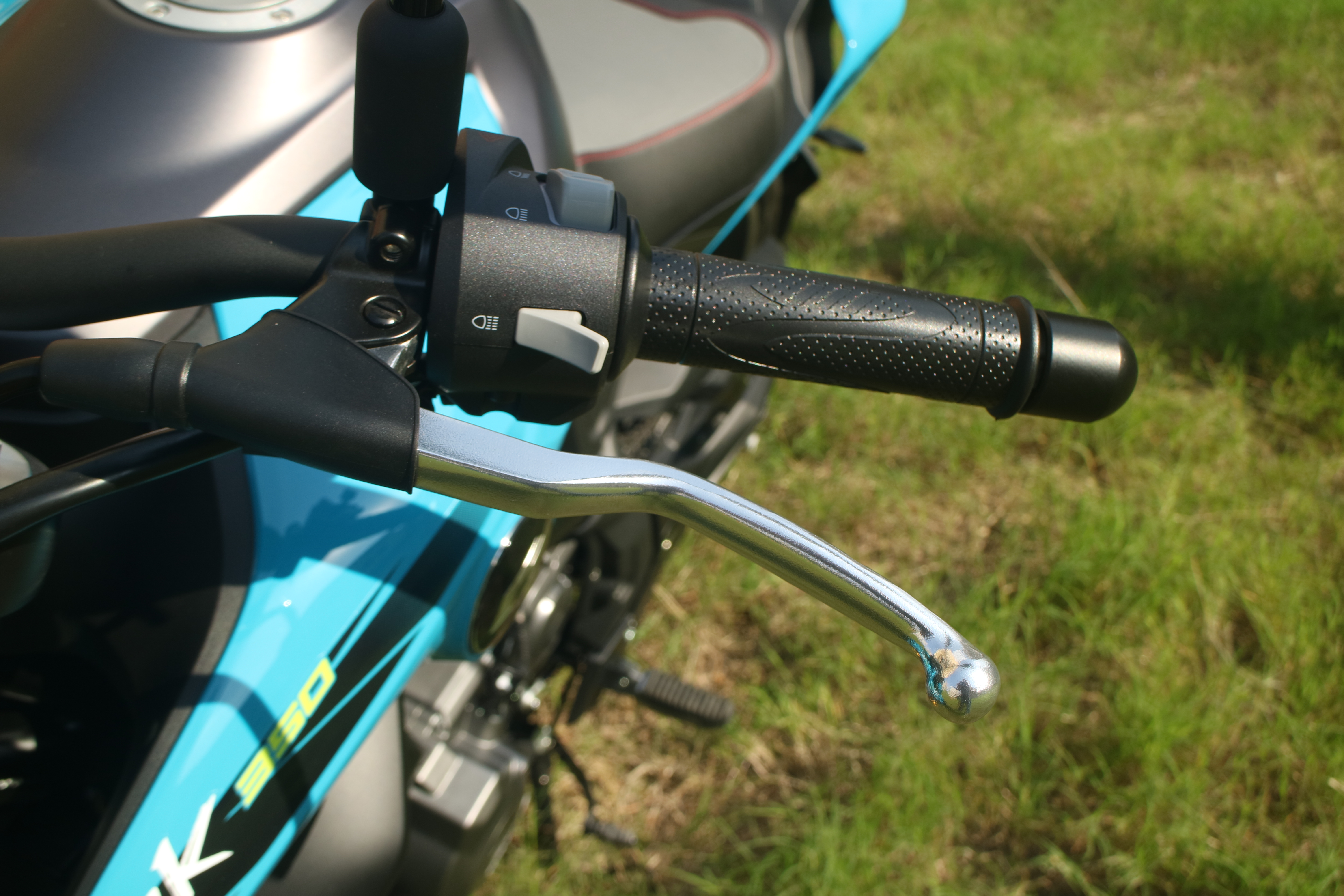 试驾奔达350,追350车测评