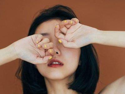 国字型脸女生什么发型好看,国字脸的女生什么发型好看