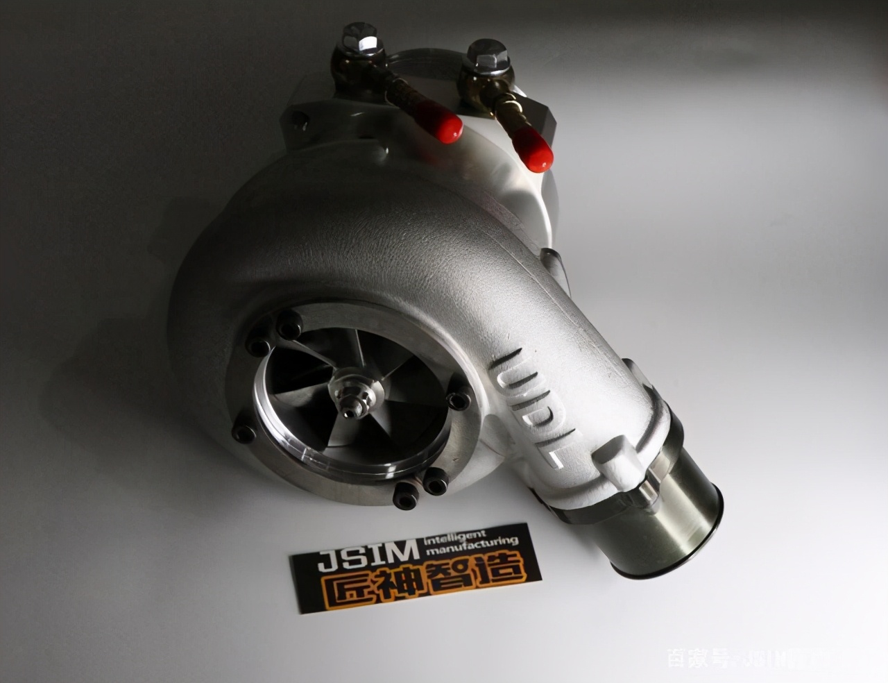 同样4.0的普拉多为什么动力不一样,2.7普拉多机械增压测评