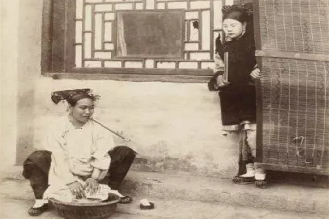 十八岁少女杀父弑母案,18岁少女杀父弑母案