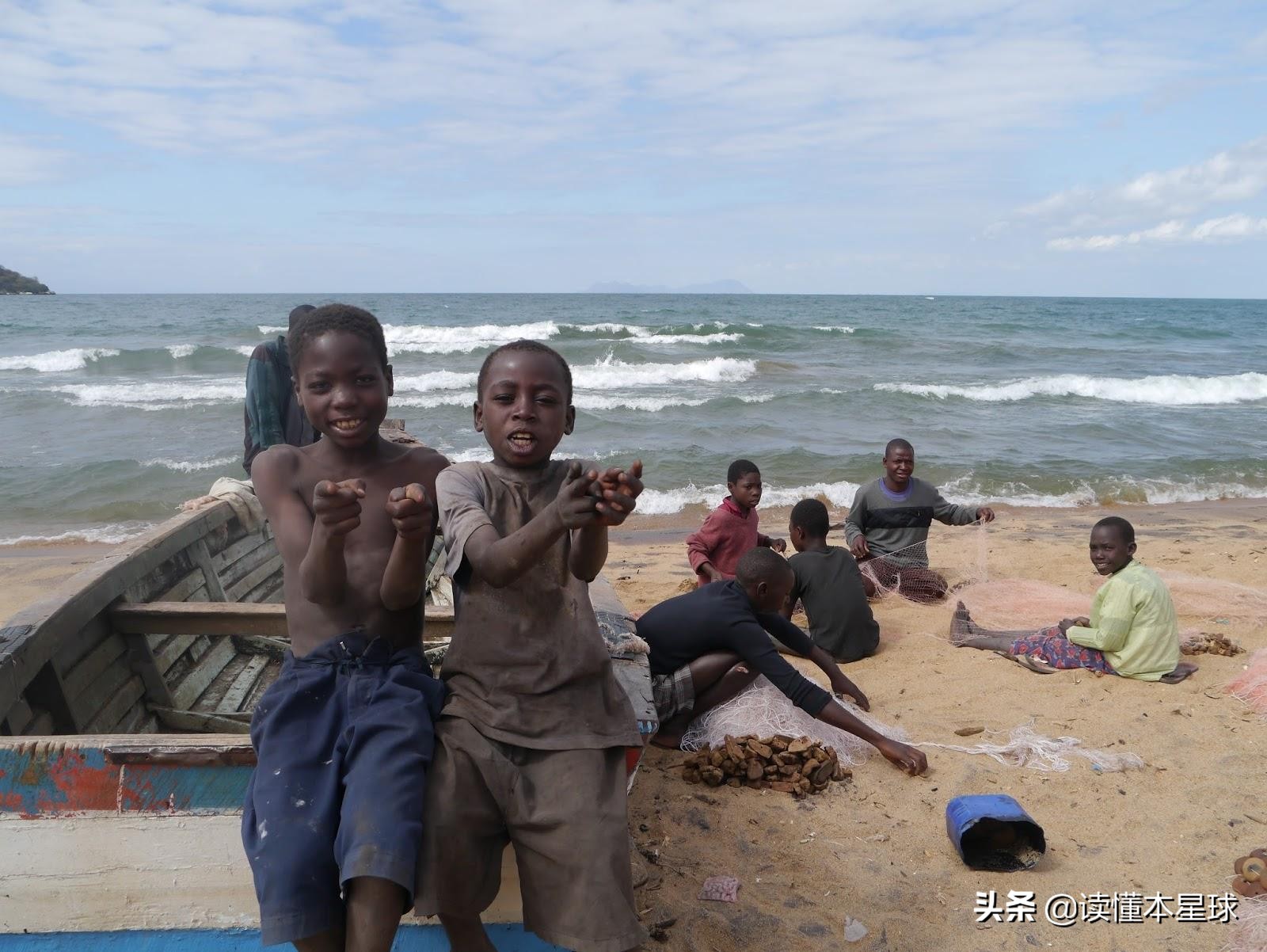 200个鄱阳湖容量的马拉维湖，如何成非洲三国角逐主战场？