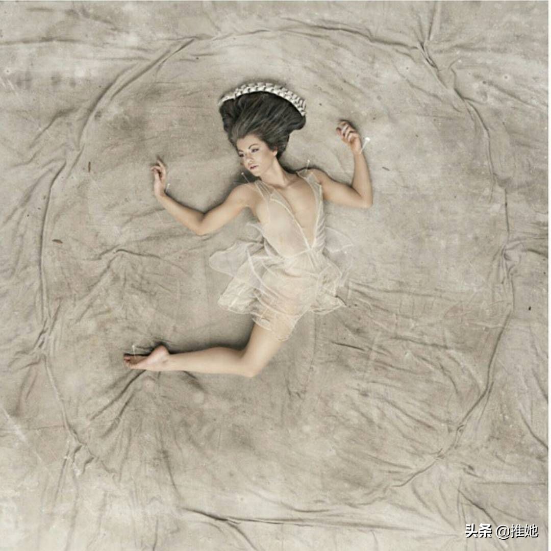 6岁被截肢，20岁被网暴，女孩儿鼓足勇气成为内衣模特