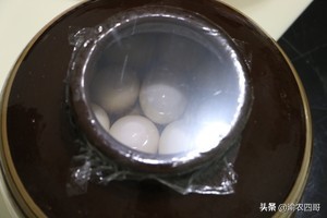 重庆盐蛋的腌制方法,四川泡盐蛋制作简单方法