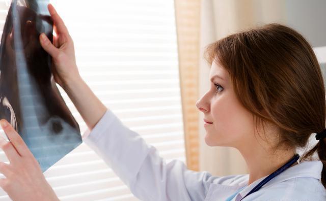 强直没有发病没有症状需要治疗吗,强直患者治疗