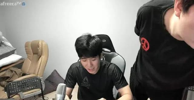 一支新锐电竞战队,如何用14个月走向死亡?