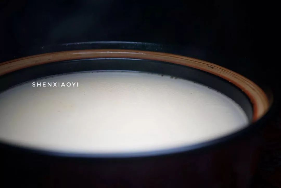 清汤鱼要怎么煮汤才会白,如何让鱼煮得更白汤