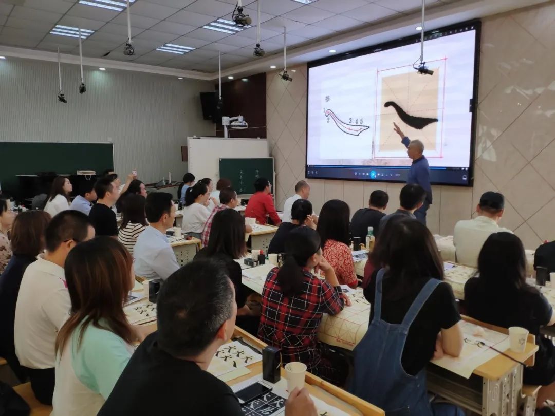 濡備綍绯荤粺瑙勮寖瀛︿範涔︽硶,鏌充綋涔︽硶鐐圭敾绗旀硶鐨勯珮鏁堝涔犳硶