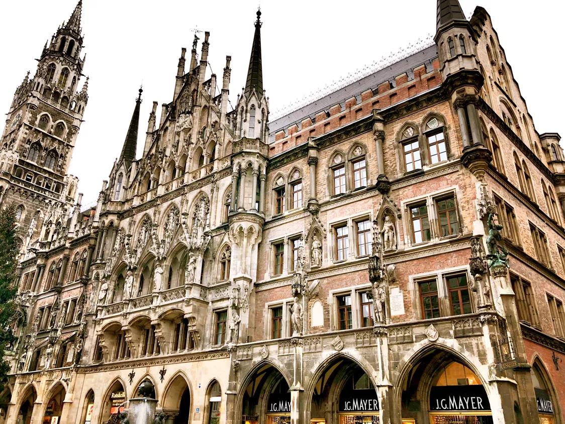 德国一定要去的是，慕尼黑HB皇家酒馆，希特勒的酒馆*变政**所在地