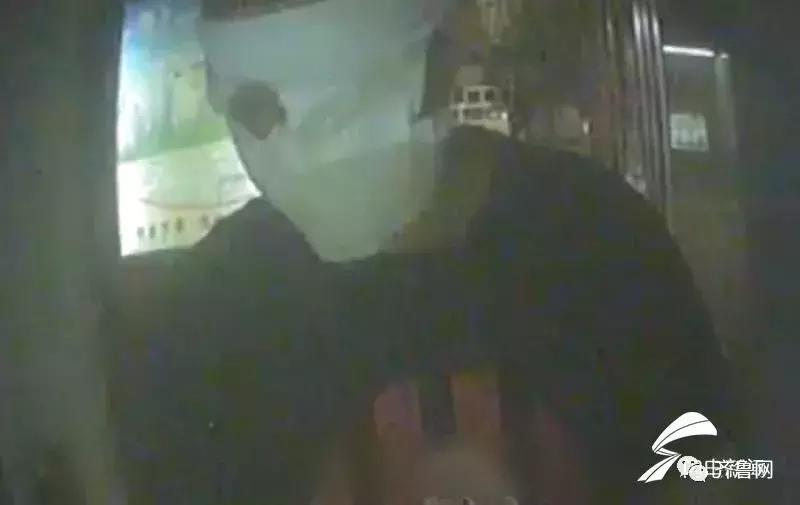 三名少年抢劫杀害滴滴司机,深夜抢劫滴滴司机完整视频