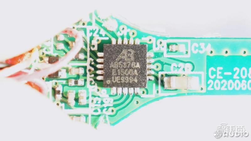 华强北TWS耳机芯片厂商冲上市!主营白牌产品,一年营收飙升2.8亿