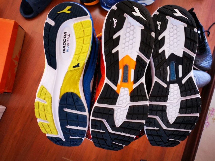 迪亚多纳厚底跑鞋,迪亚多纳男跑鞋