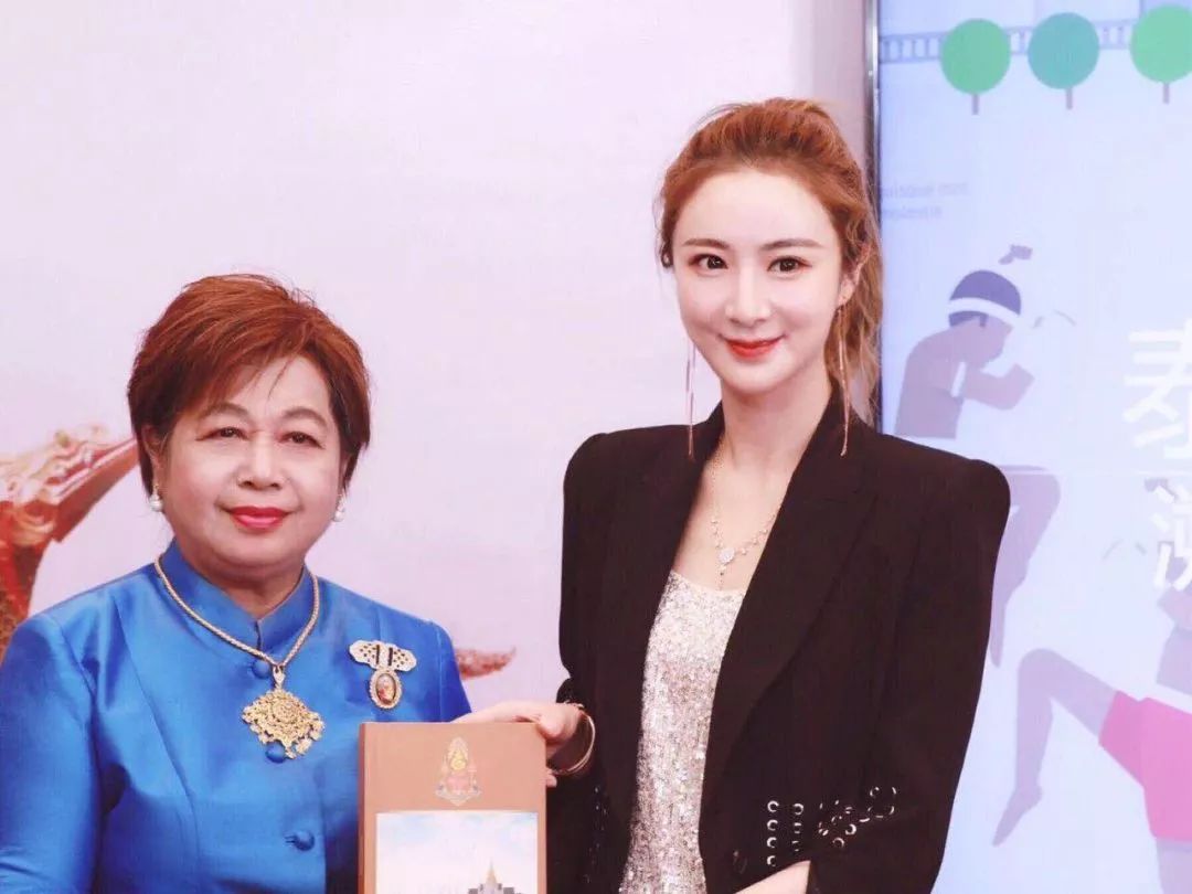 直播带货火爆背后,淘宝主播薇娅是怎么火起来的