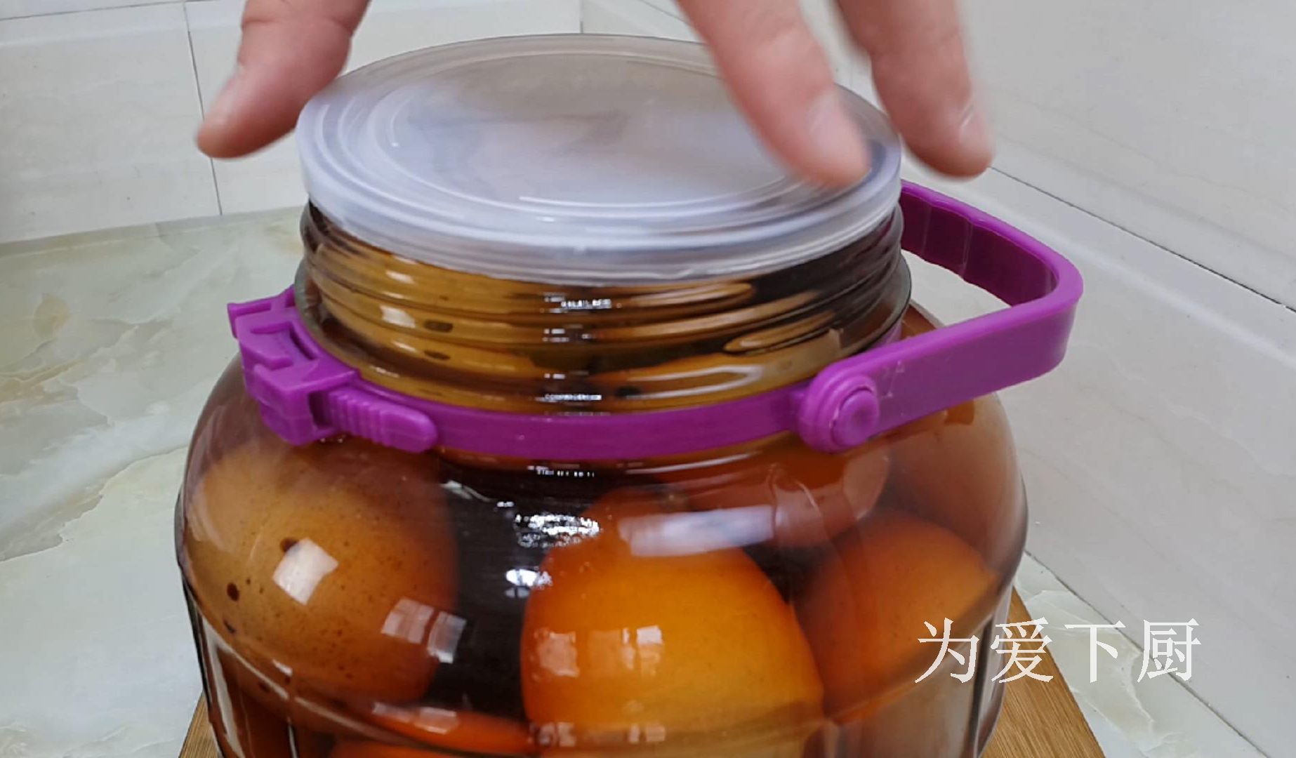 腌鸡蛋最正宗的做法,腌鸡蛋正宗腌法大全图解