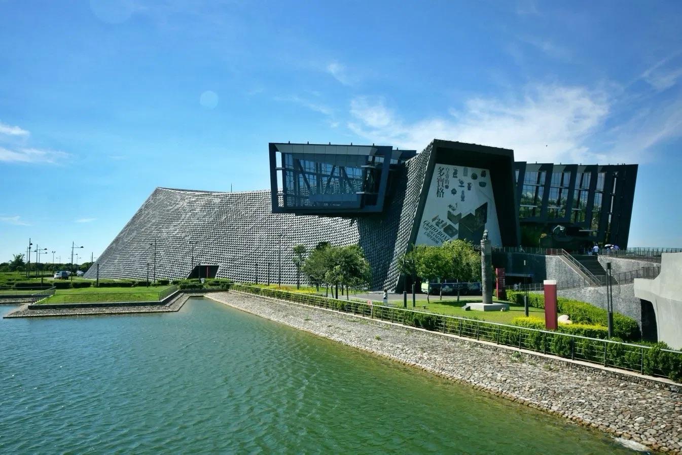 *进党民**视台北故宫犹如眼中钉，台网友怒斥：快把*物文**还给大陆